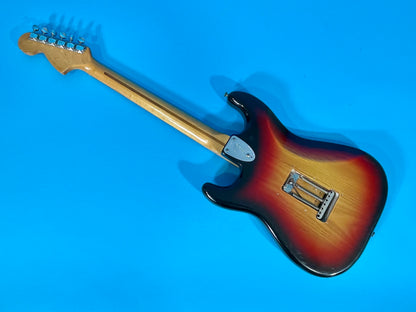 1974 Fender Stratocaster 3-color Sunburst Rosewood fingerboard