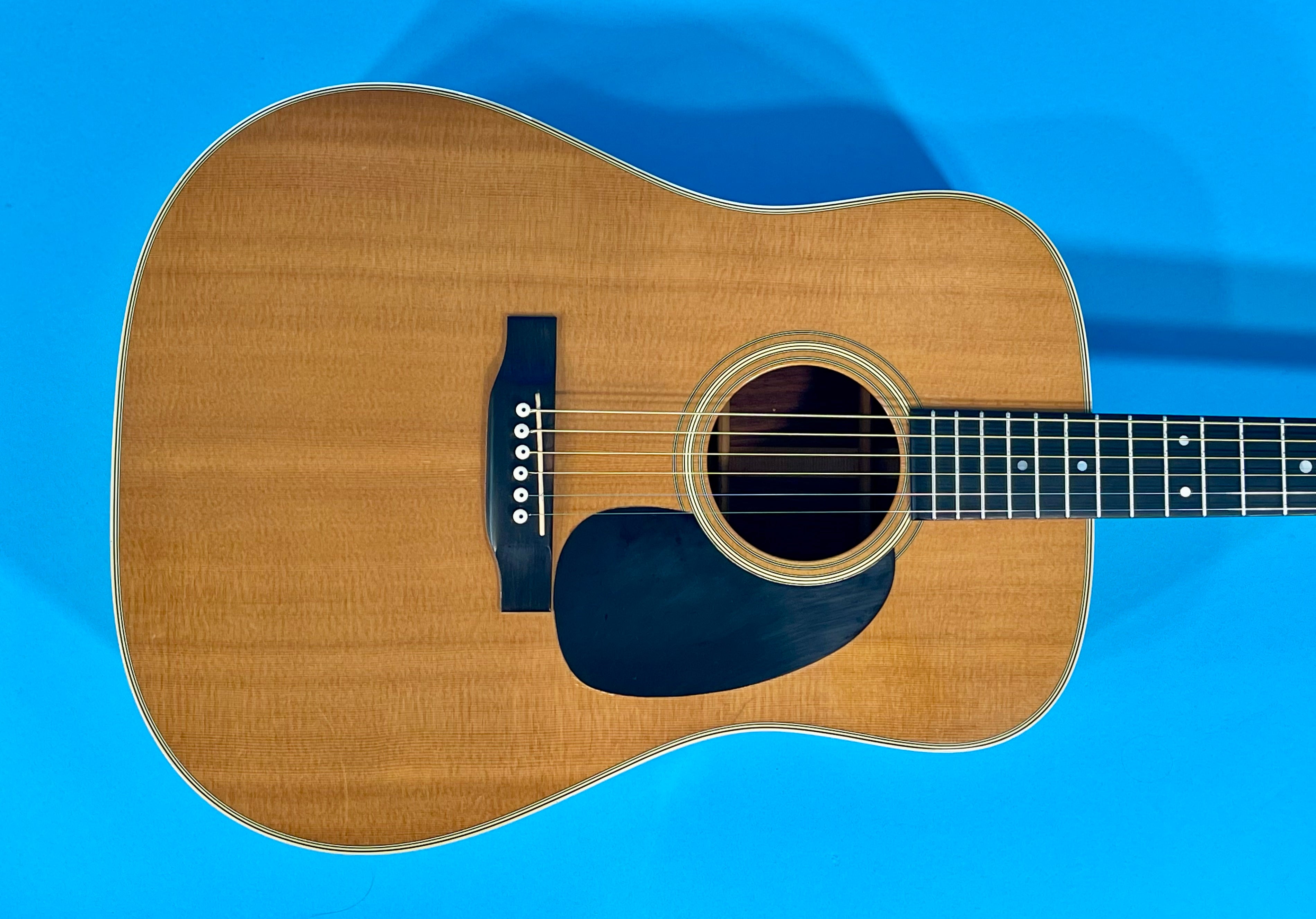 ギター 1973 Martin D-28 Martin D-28 Natural 1973 – Chicago Music Exchange