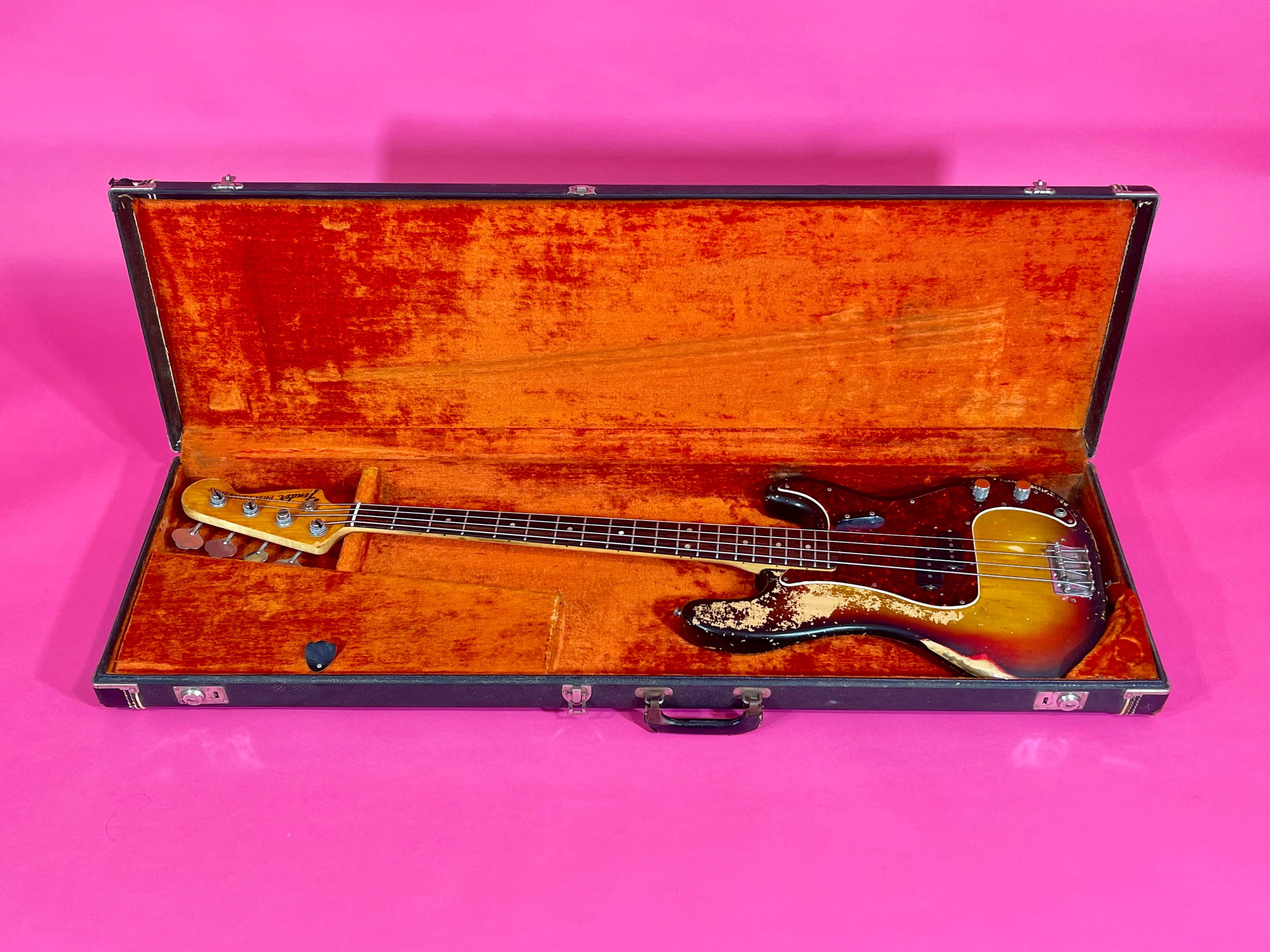 1972 Fender Precision Bass Sunburst Rosewood – Draggin' Guitars