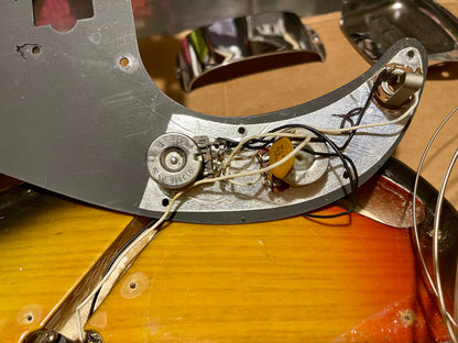 1978 Fender Precision Bass Sunburst 100% original super clean