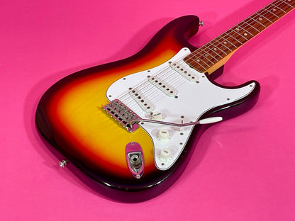 1966 Fender Stratocaster 3-color Sunburst Minty!