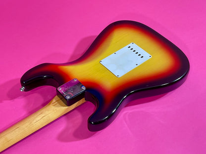 1966 Fender Stratocaster 3-color Sunburst Minty!