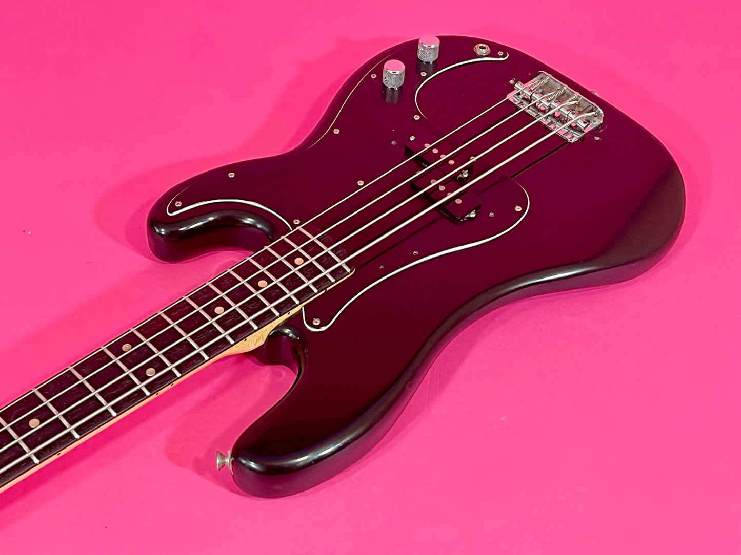1975 Fender Precision Bass Black Rosewood fingerboard