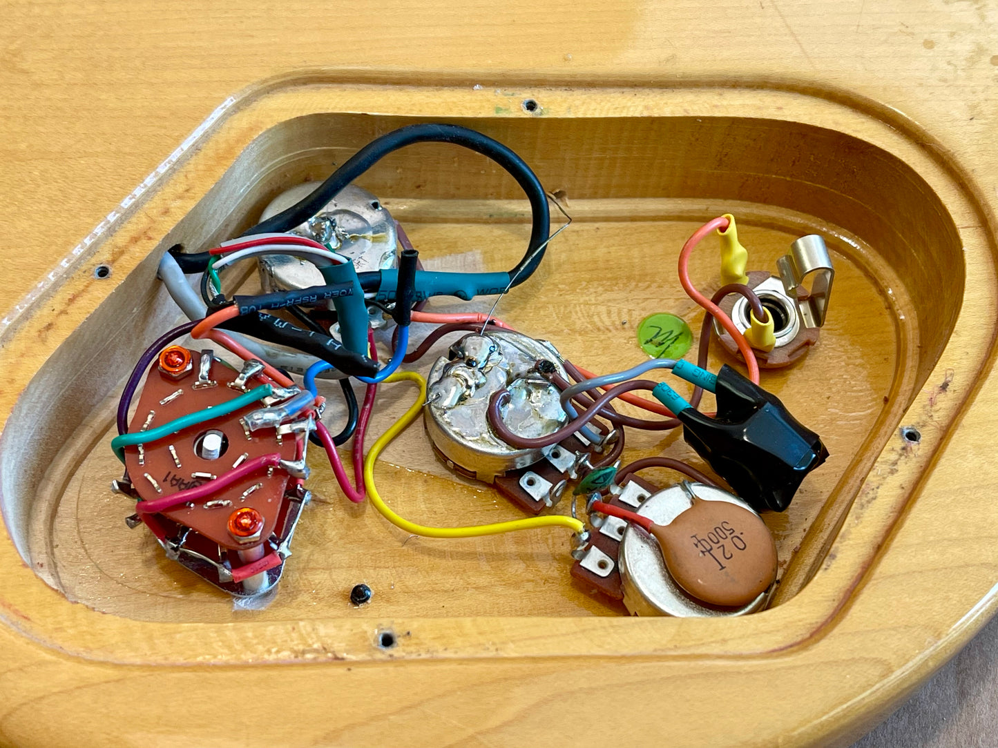 1976 Gibson L6-S Custom model Blonde finish