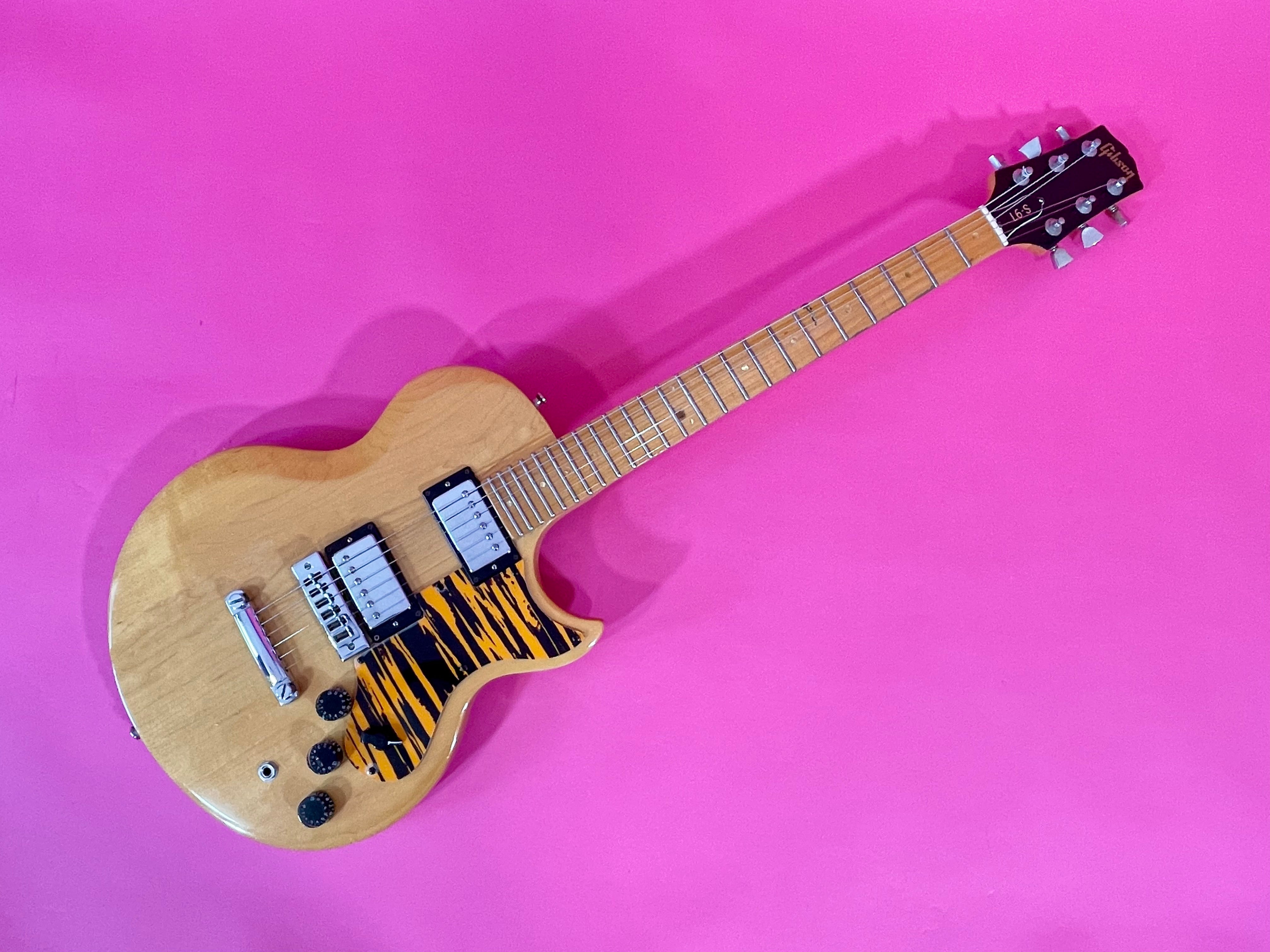 1976 Gibson L6-S Custom model Blonde finish – Draggin' Guitars