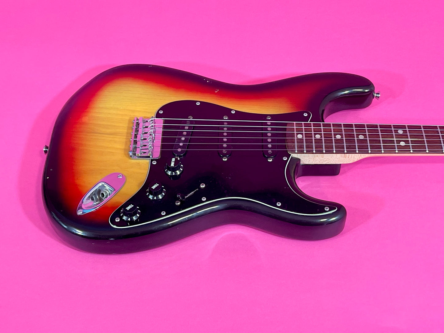 1979 Fender Stratocaster Non-Trem 3-color Sunburst with Rosewood fingerboard