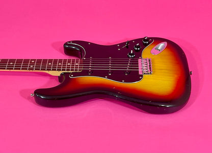 1979 Fender Stratocaster Non-Trem 3-color Sunburst with Rosewood fingerboard