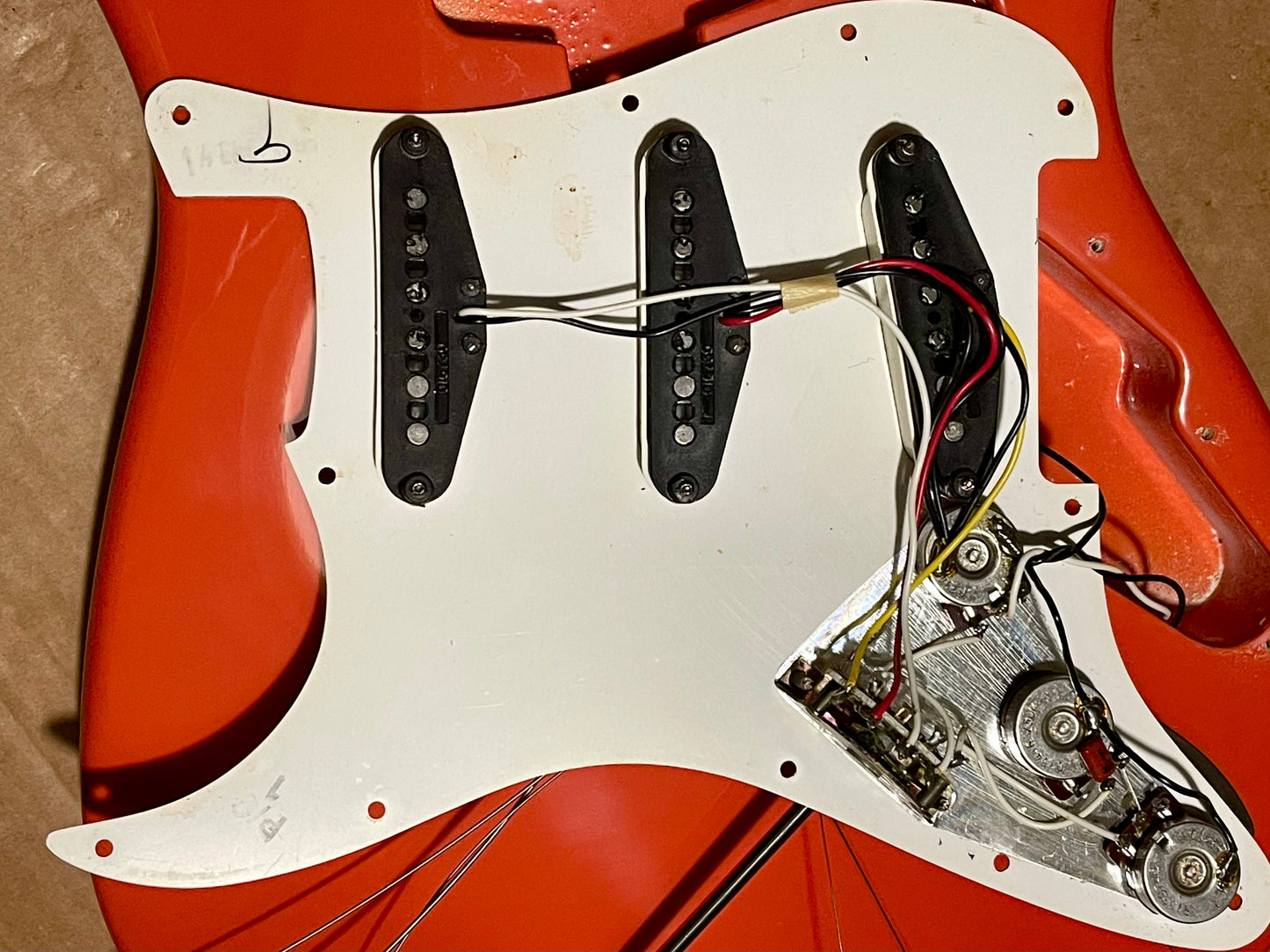 1997 Fender Stratocaster California Series Fiesta Red MINT!