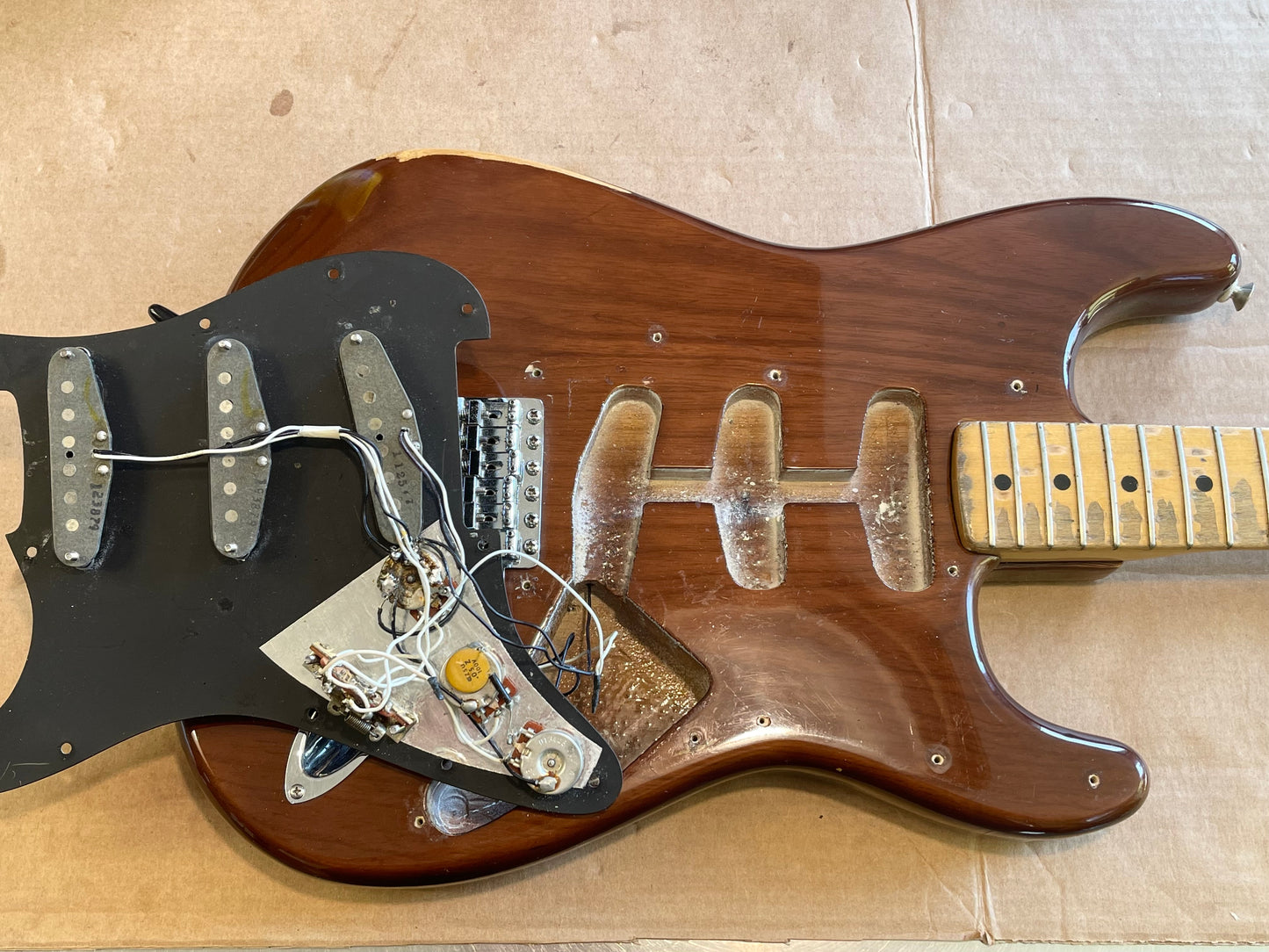 1979 Fender Stratocaster OG Walnut finish