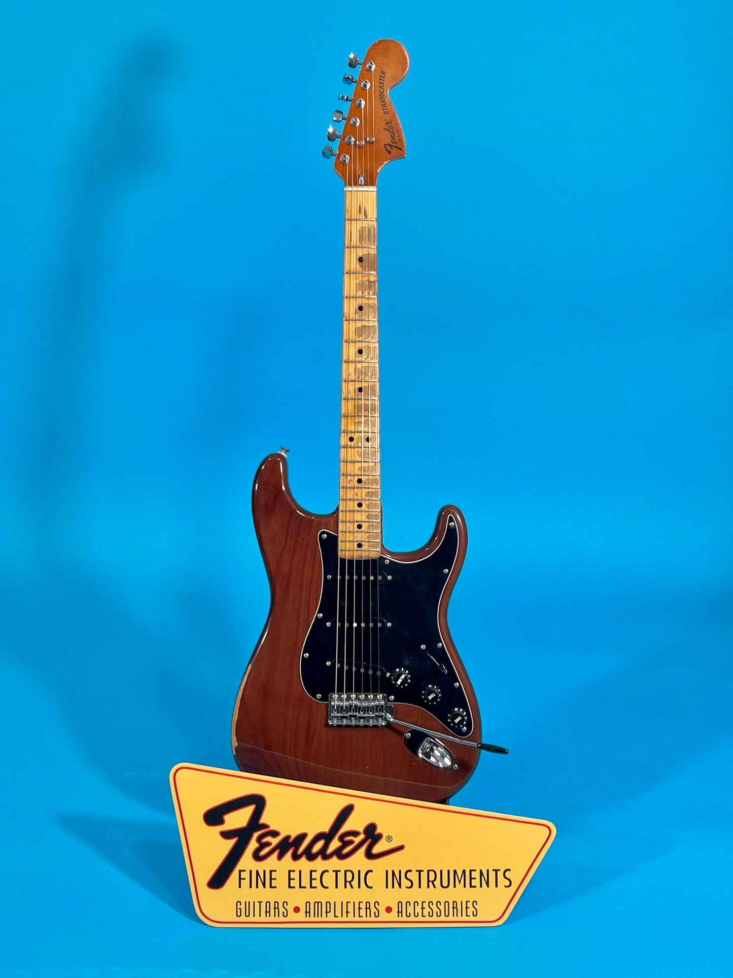 1979 Fender Stratocaster OG Walnut finish