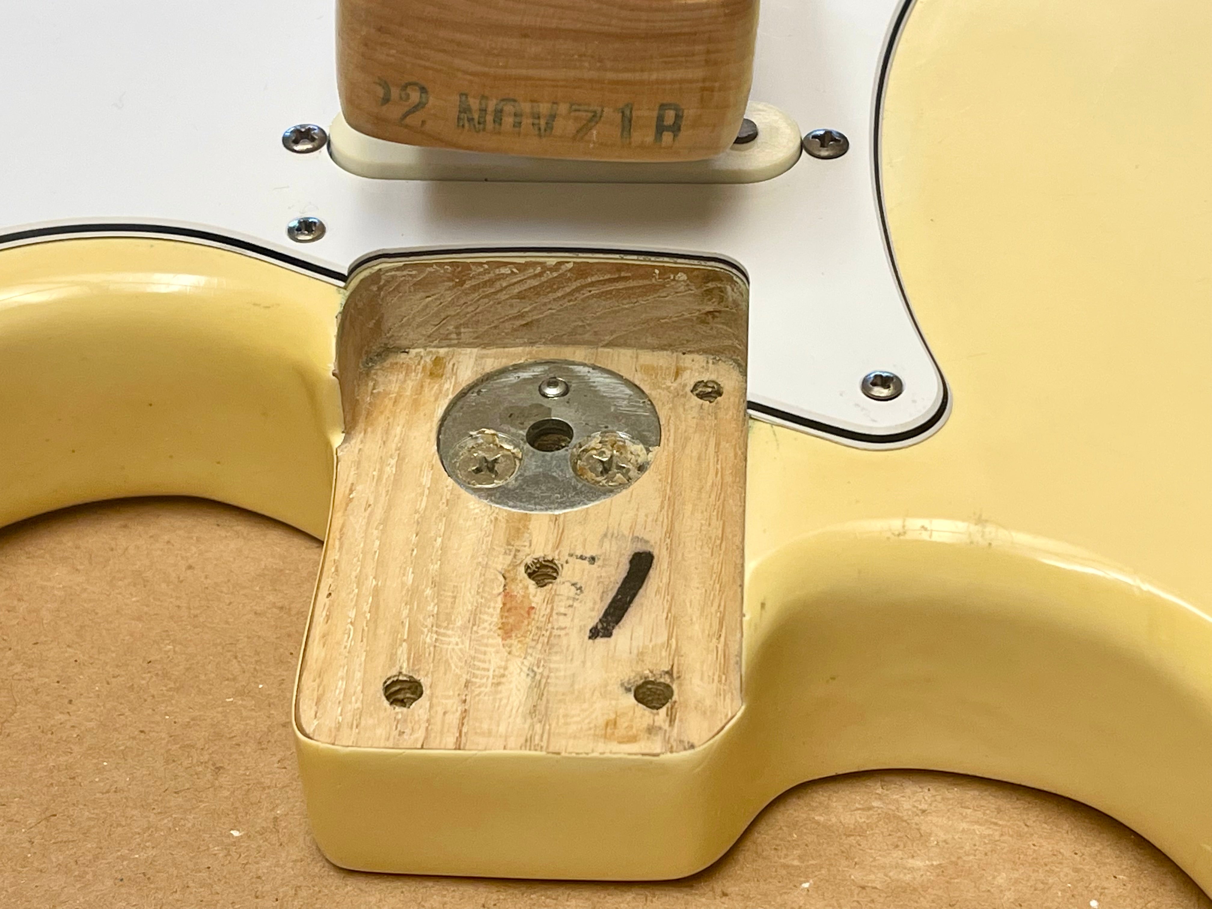 1971 Fender Stratocaster original Blonde finish! – Draggin' Guitars