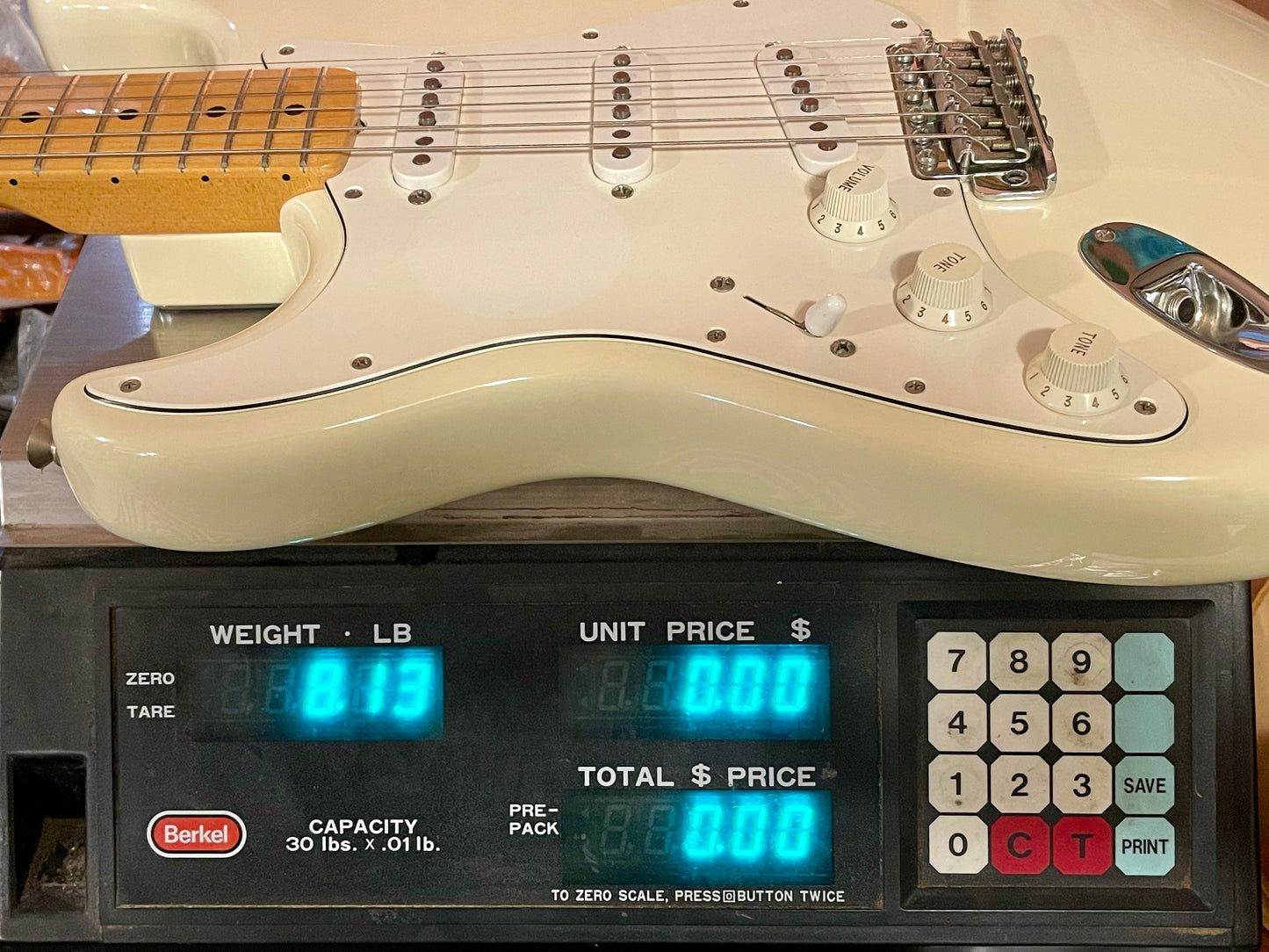 1997 Fender Jimi Hendrix Stratocaster Artist Series Limited Edition 1st year MINT!