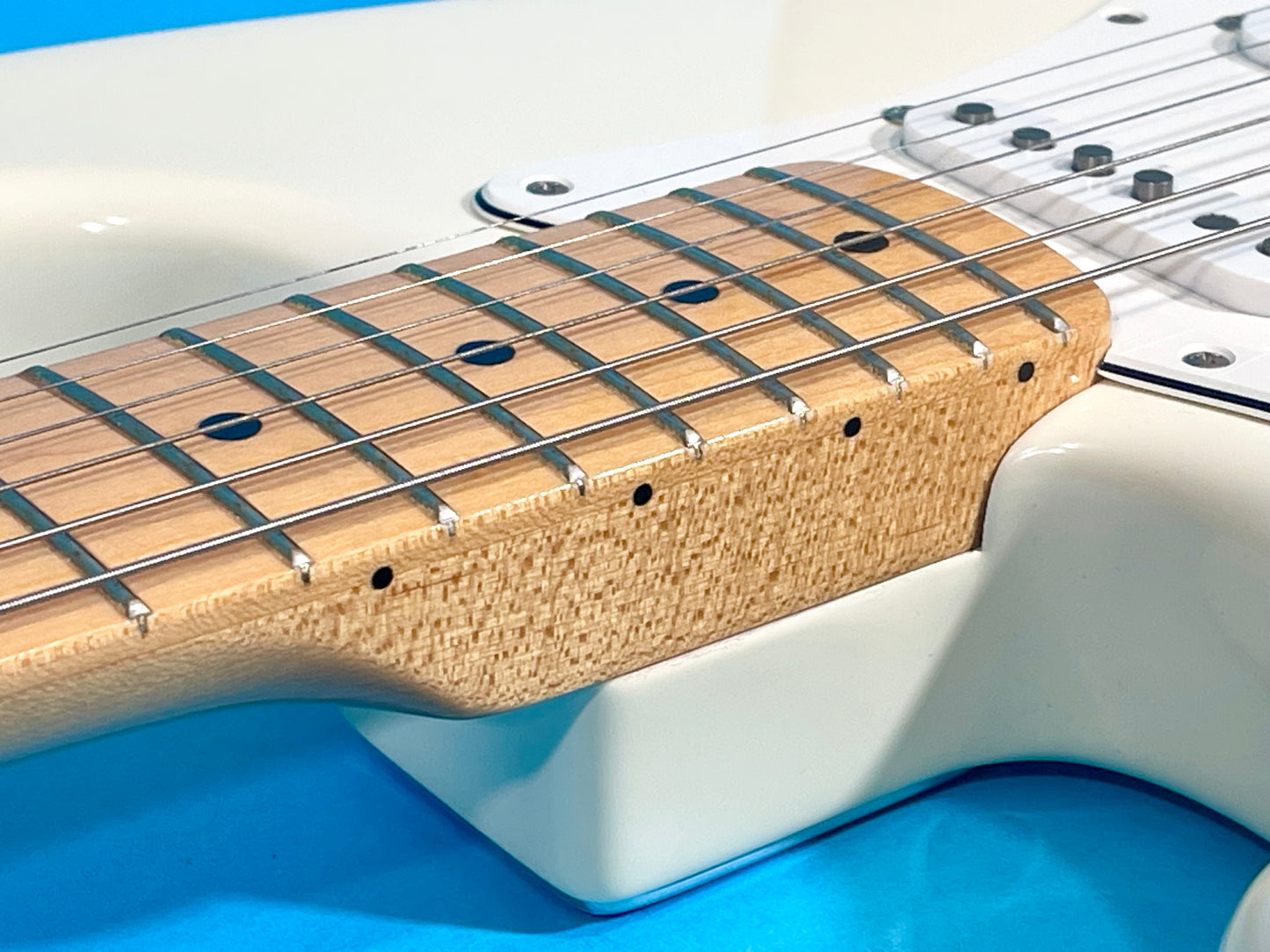 1997 Fender Jimi Hendrix Stratocaster Artist Series Limited Edition 1st year MINT!