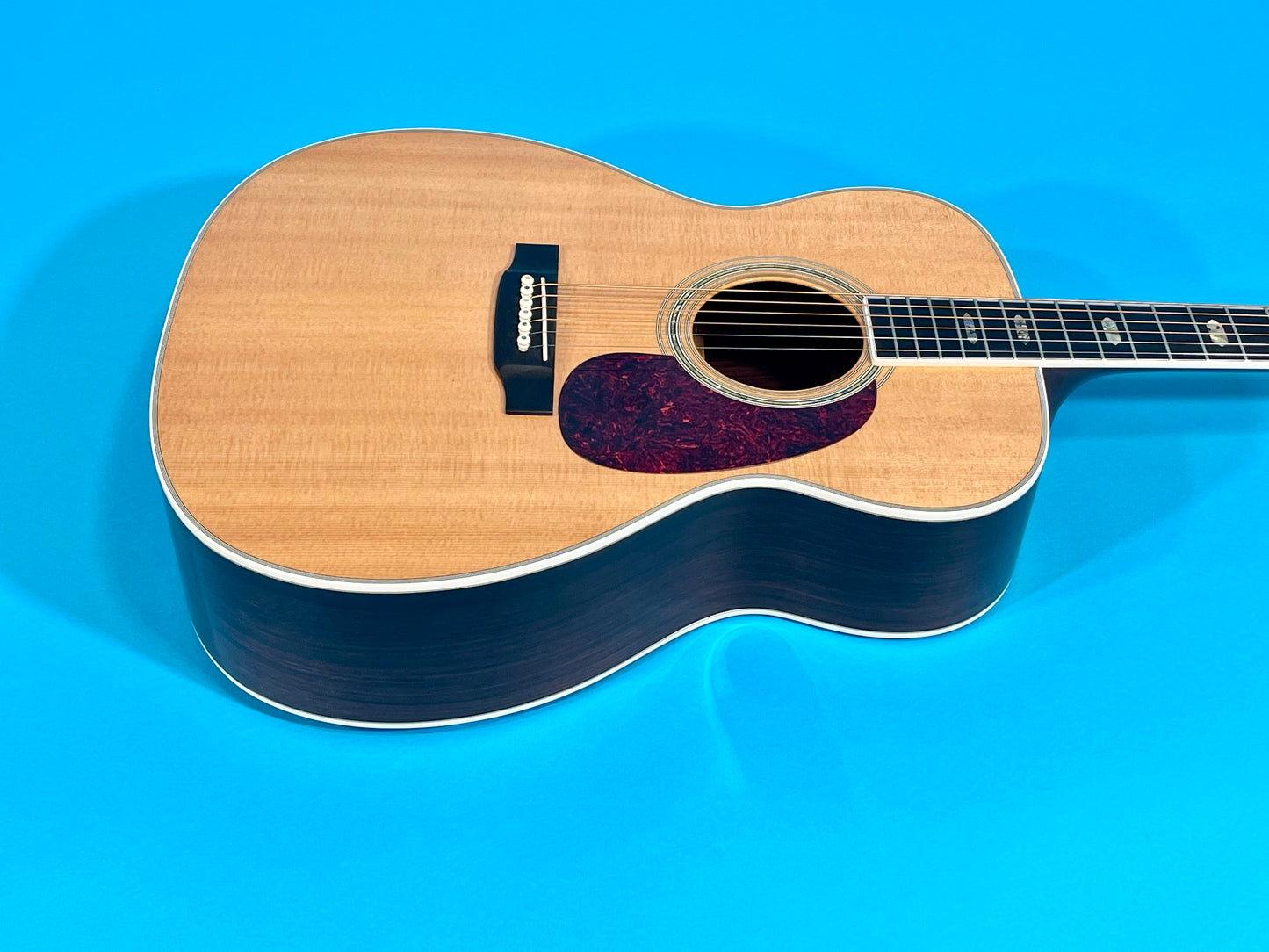 2000 Martin J-40 Blonde Minty J-series Big Sound Jumbo!