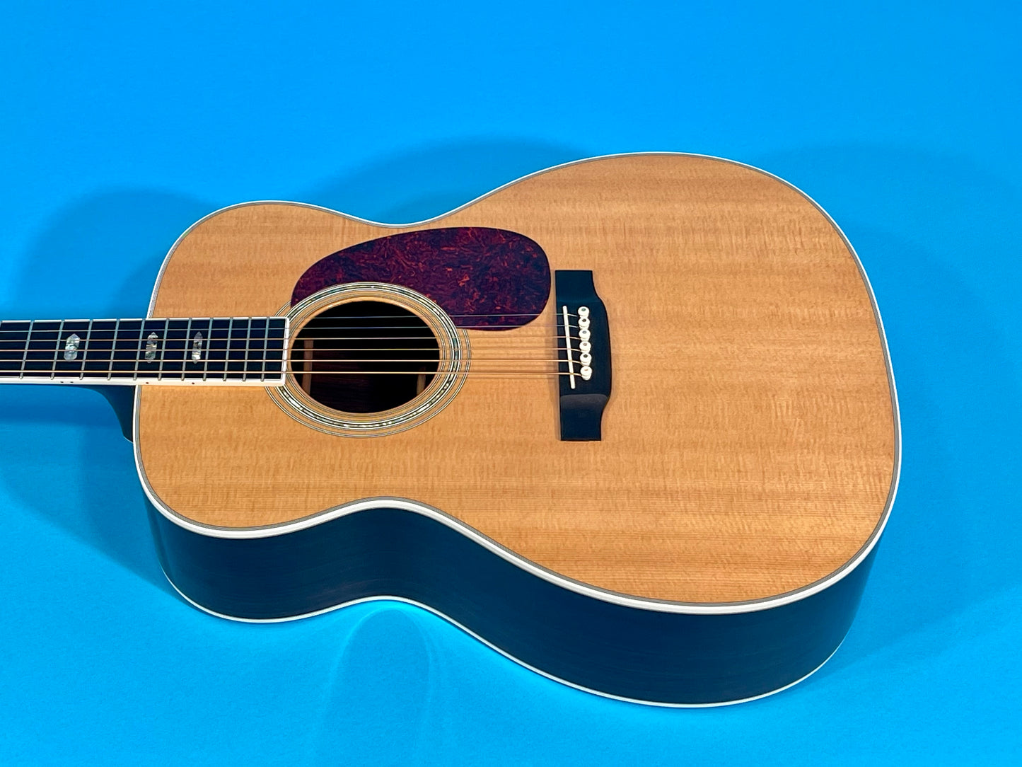 2000 Martin J-40 Blonde Minty J-series Big Sound Jumbo!