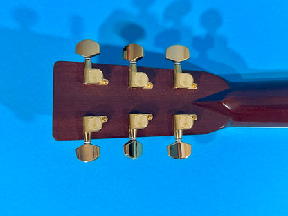 2000 Martin J-40 Blonde Minty J-series Big Sound Jumbo!