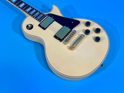 1981 Gibson Les Paul Custom Alpine White 100% original Minty