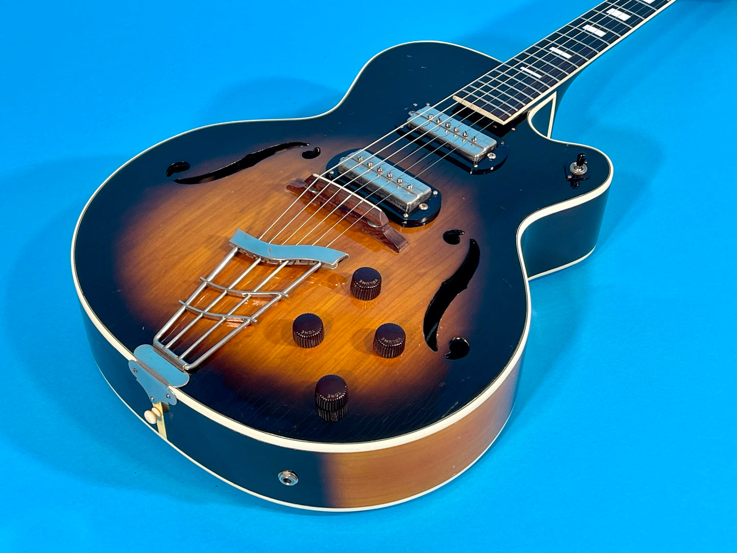 1958 Harmony H-62 killer arch top jazz & rockabilly machine