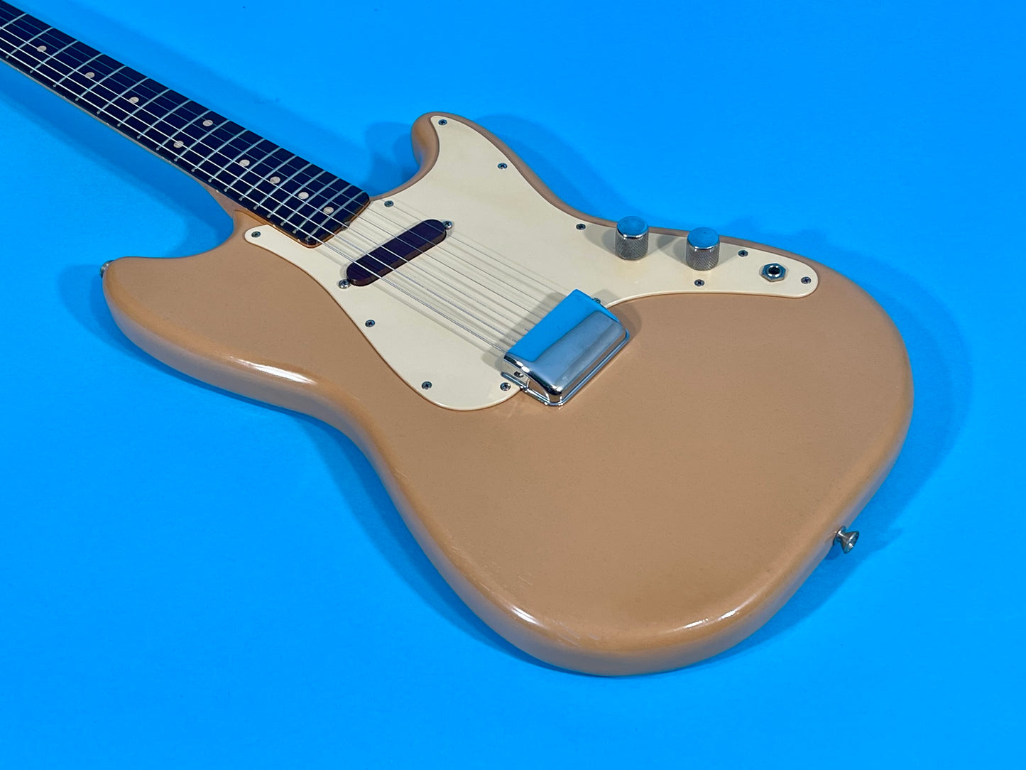 1961 Fender Musicmaster Desert Sand 100% Original